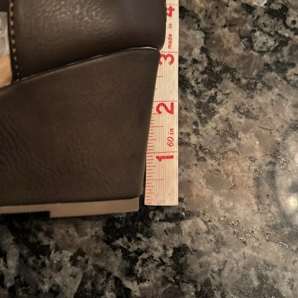 Journee Collection Aretha Brown peep toe wedge NIB 6
